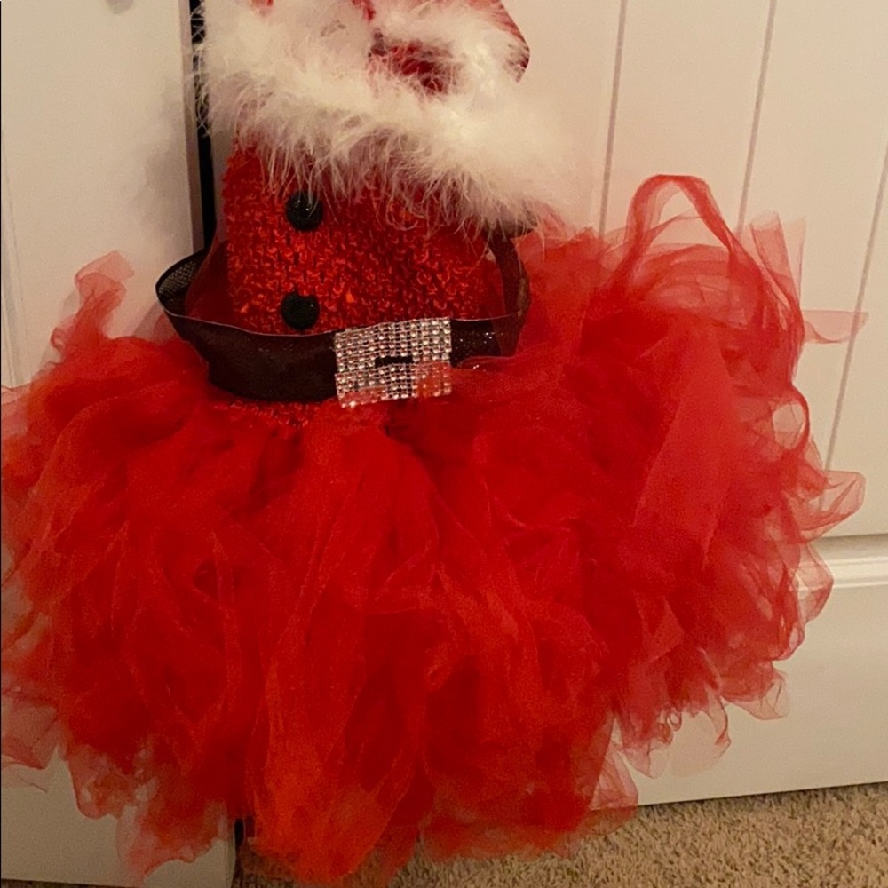 Holiday Dance/fun tutu outfit from Esty.